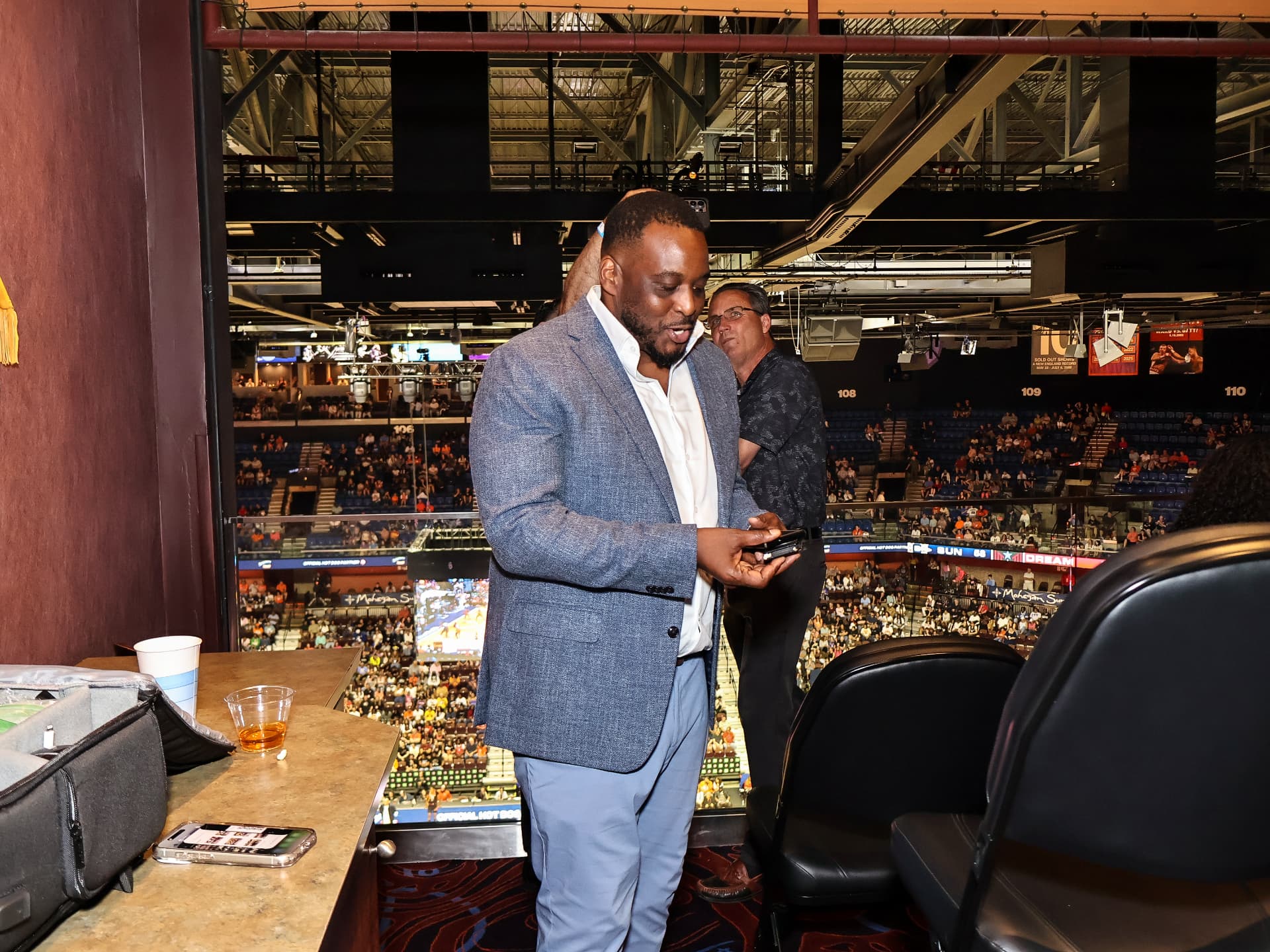 Courtside Connect at Mohegan Sun Arena